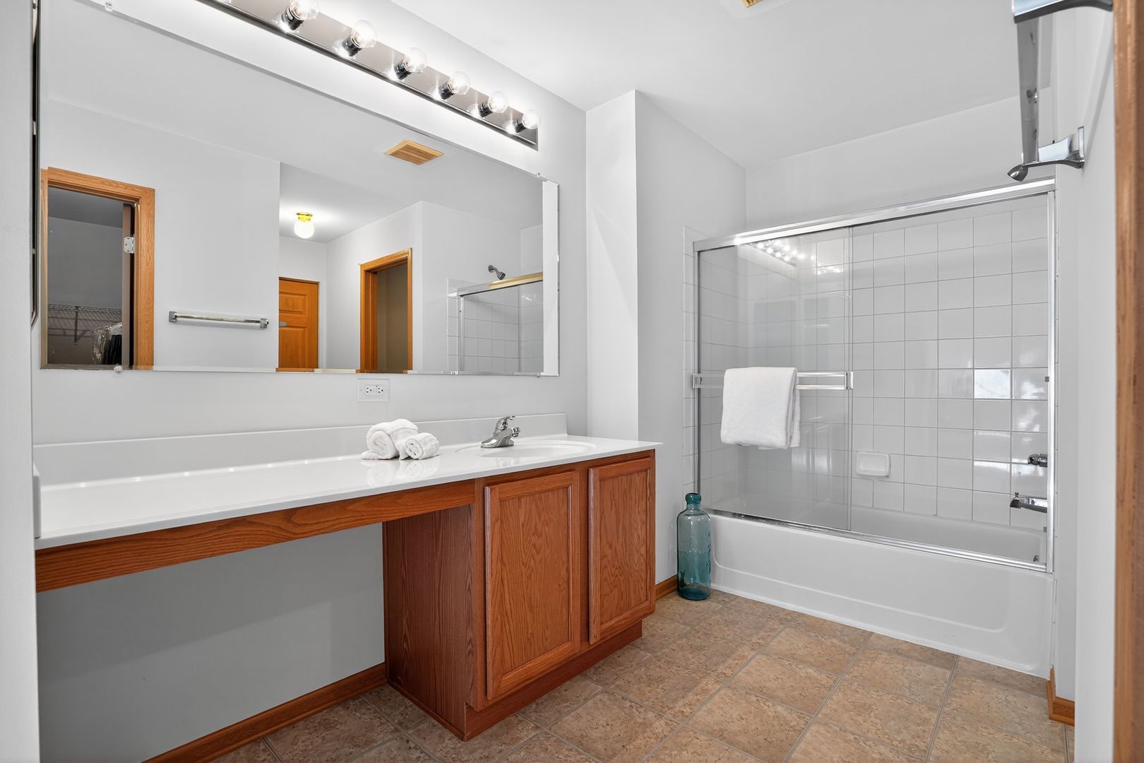 2722 Moraine Valley Road