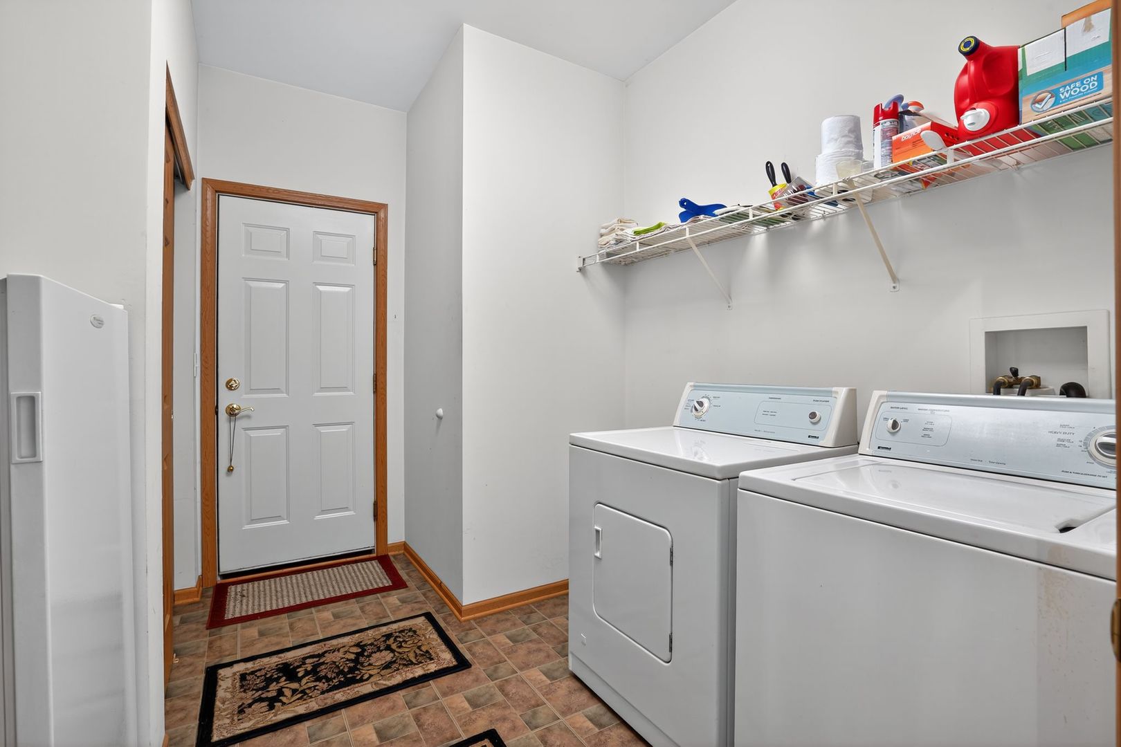 2722 Moraine Valley Road