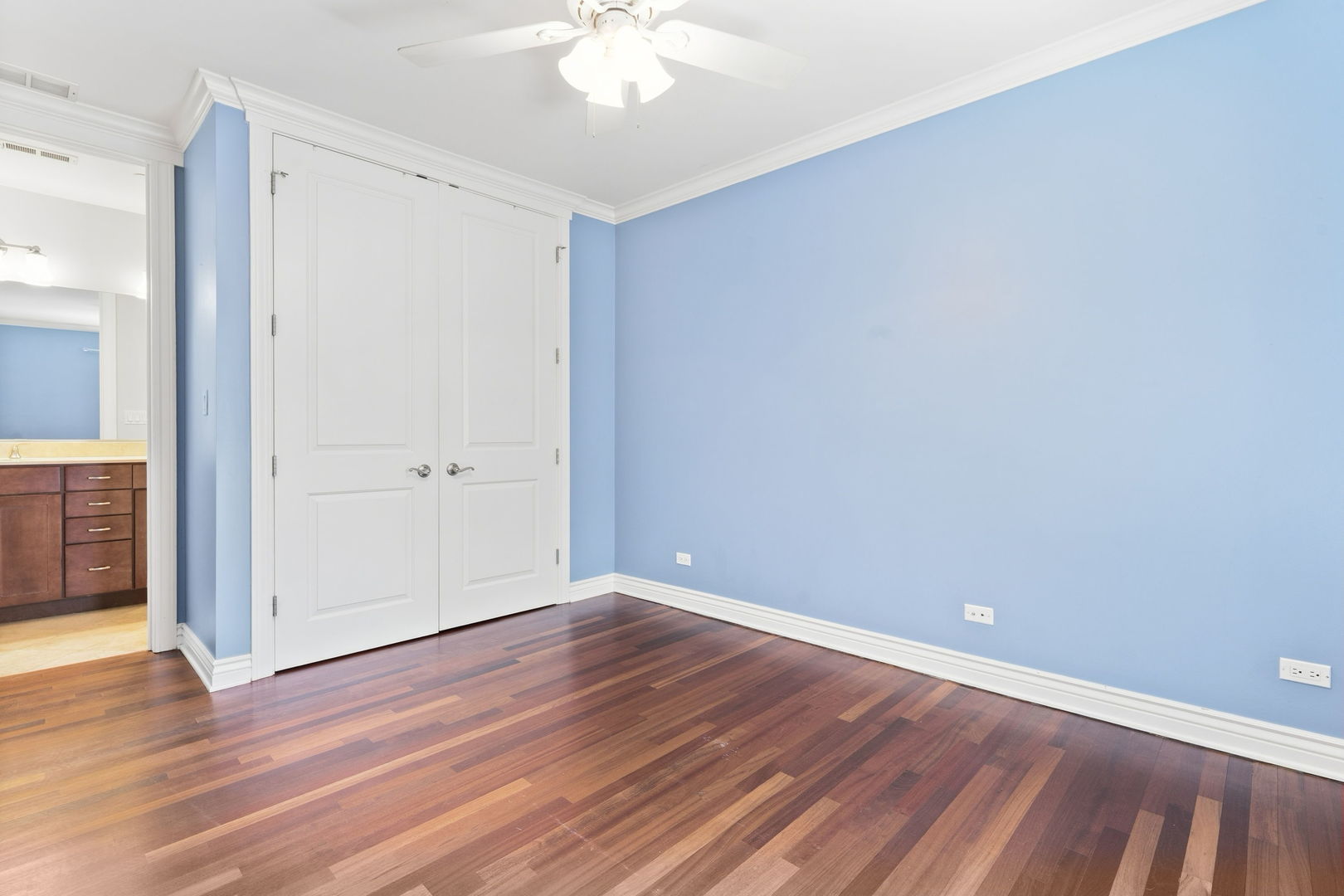 1744 W HENDERSON Street Unit: 2