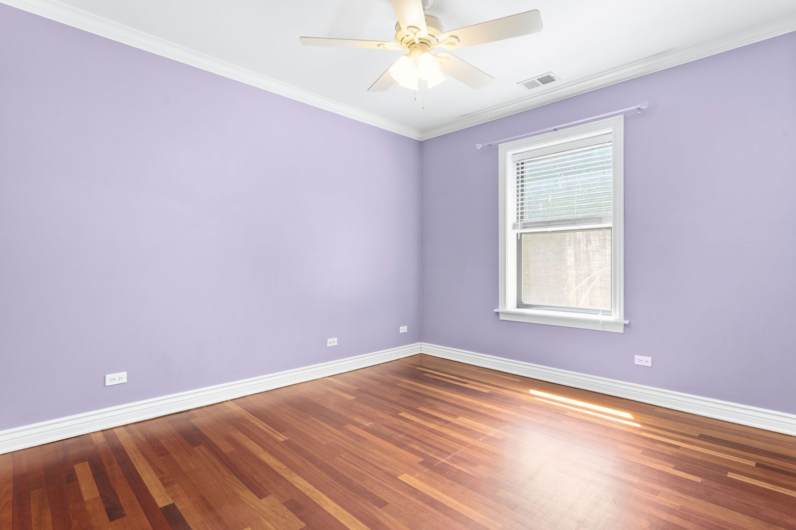1744 W HENDERSON Street Unit: 2