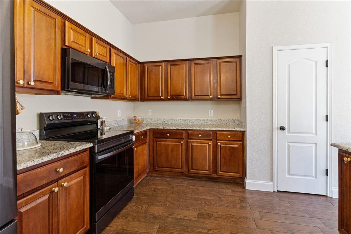 6410 Sun Crest Court