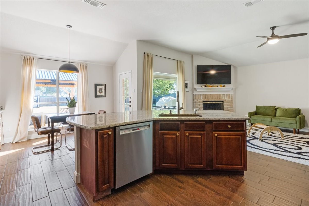 6410 Sun Crest Court