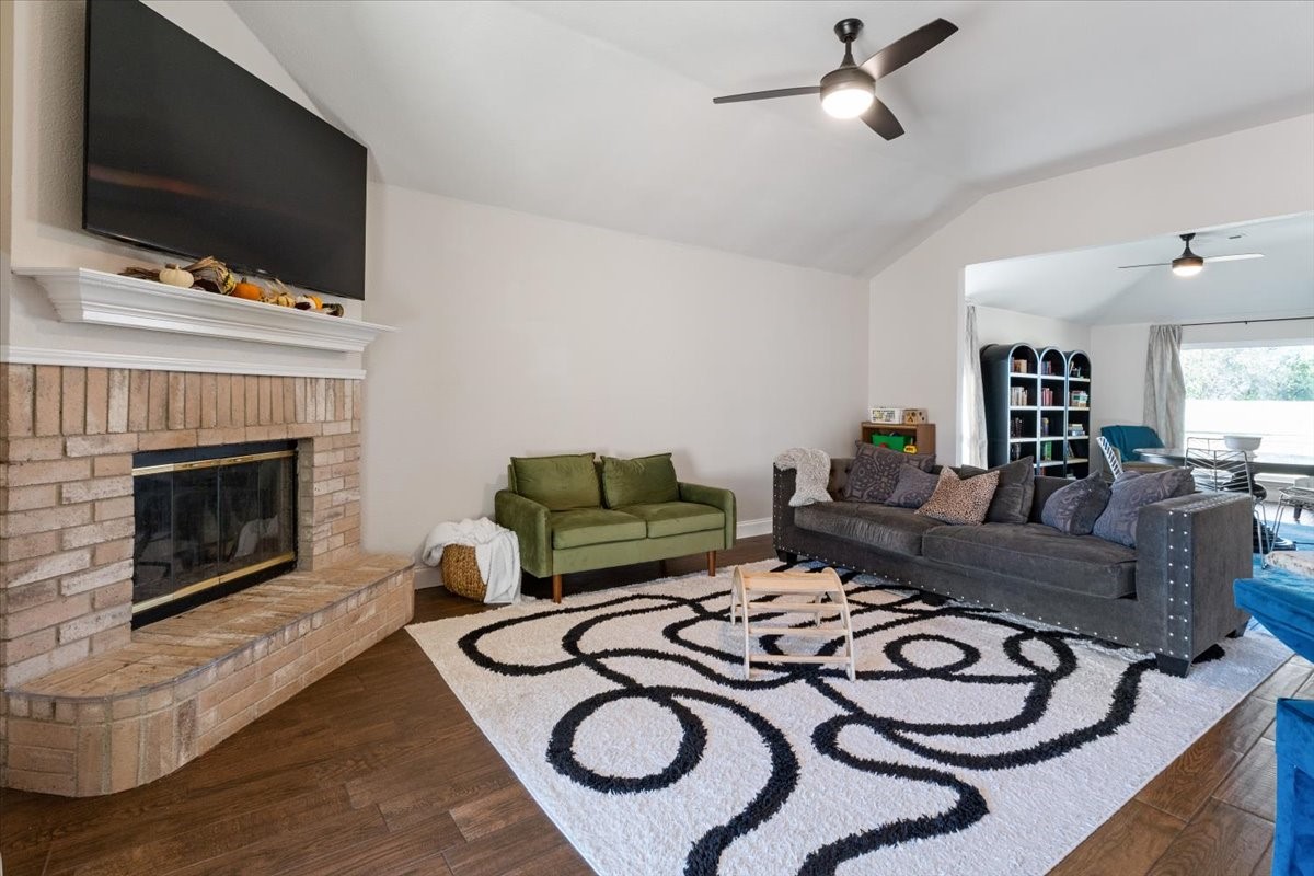 6410 Sun Crest Court