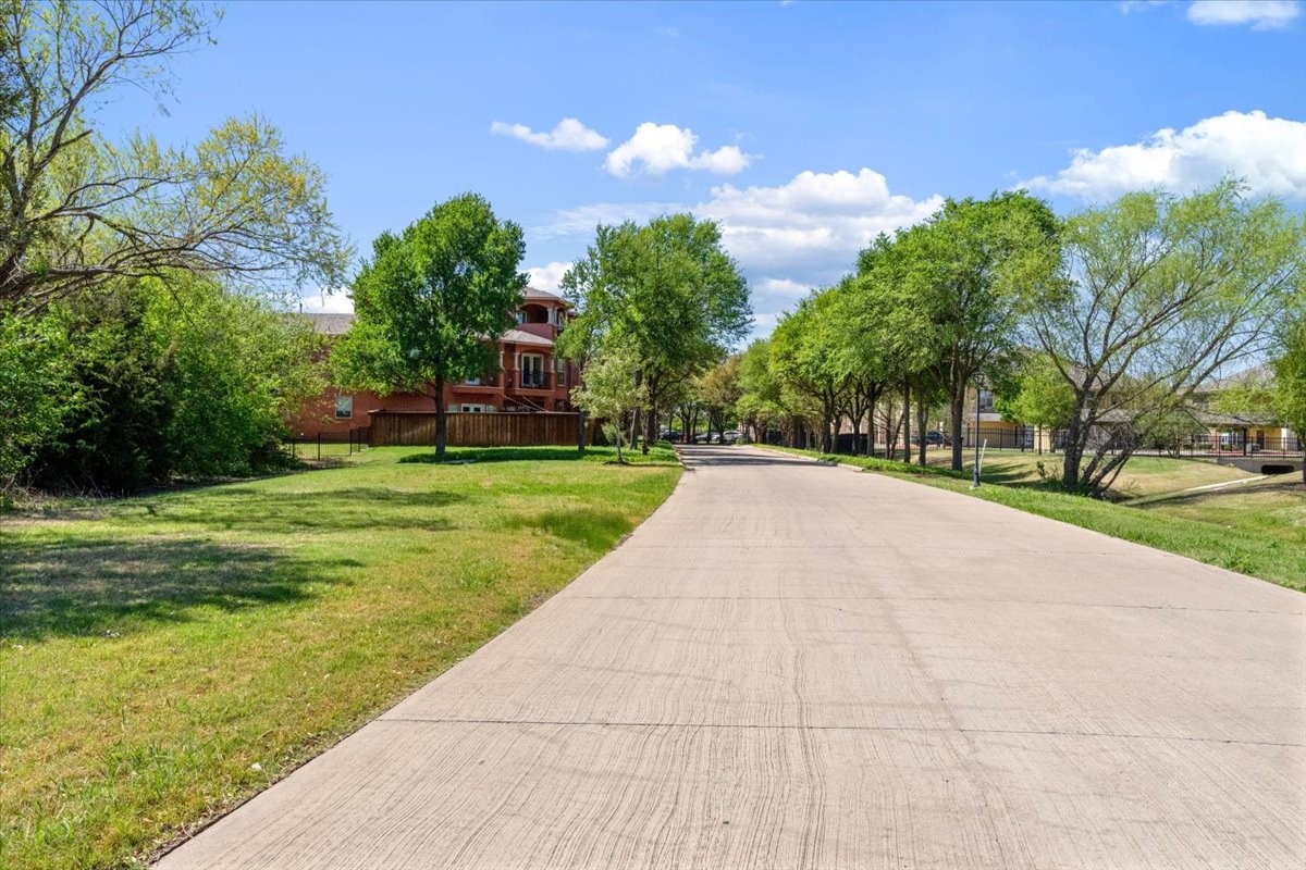 2605 Piazza Court 2