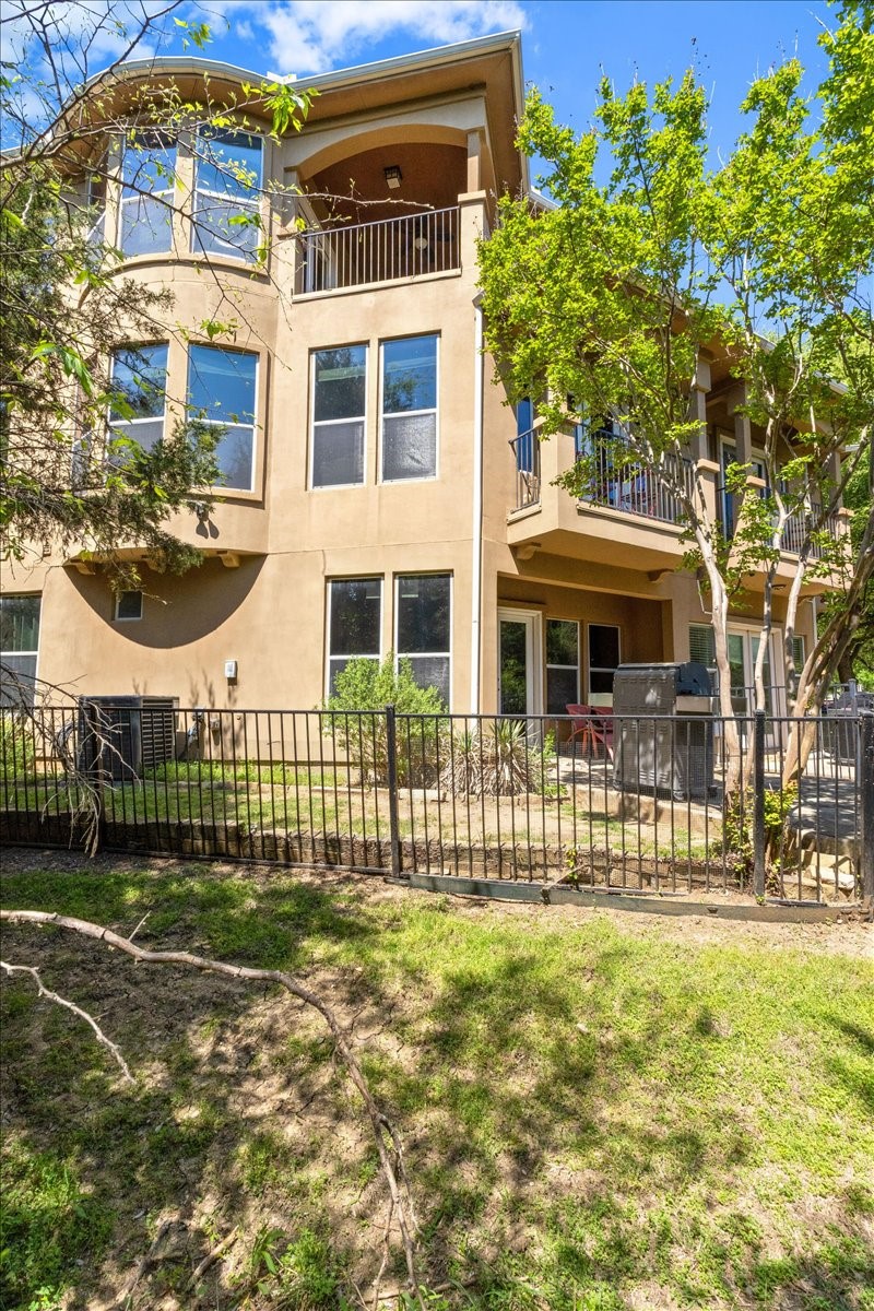 2605 Piazza Court 2