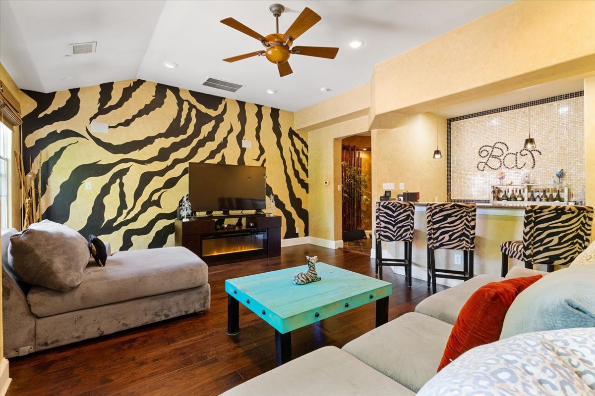 2605 Piazza Court 2