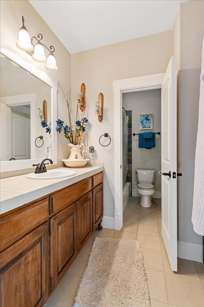 2605 Piazza Court 2