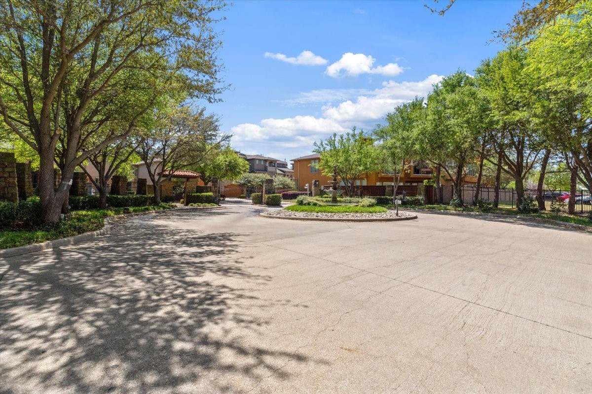 2605 Piazza Court 2