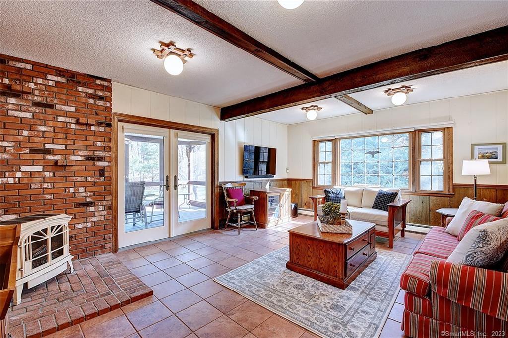 523 Chimney Sweep Hill Road