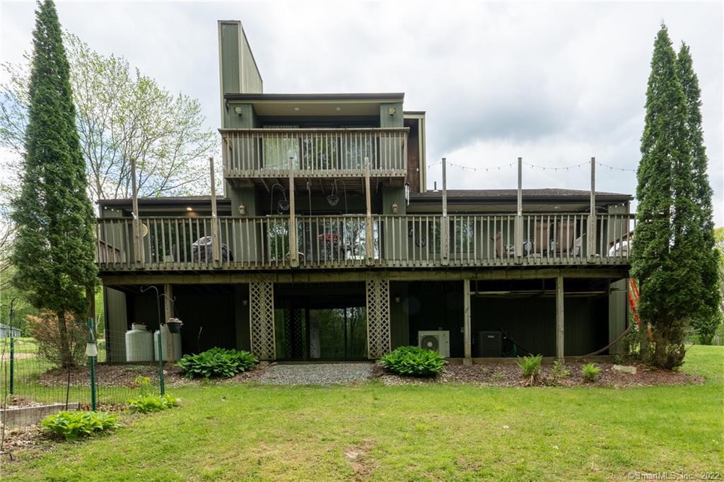 67 Deer Hill Lane