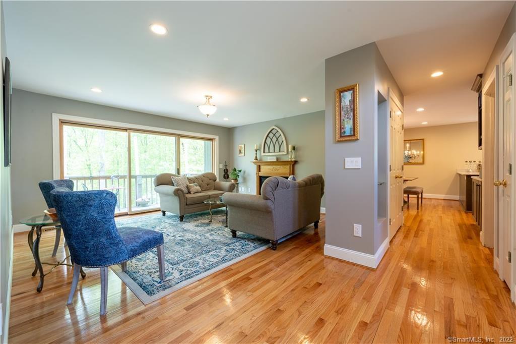 67 Deer Hill Lane
