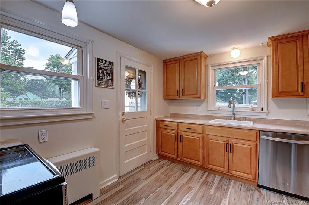 184 Woodycrest Drive