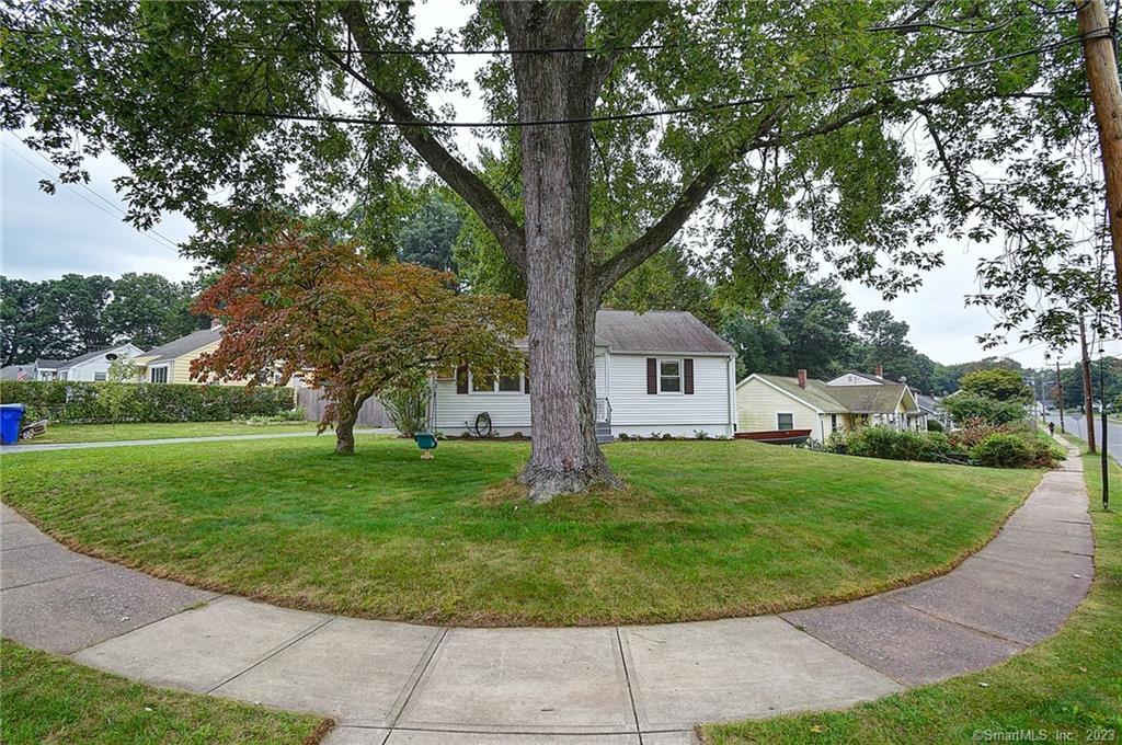 184 Woodycrest Drive