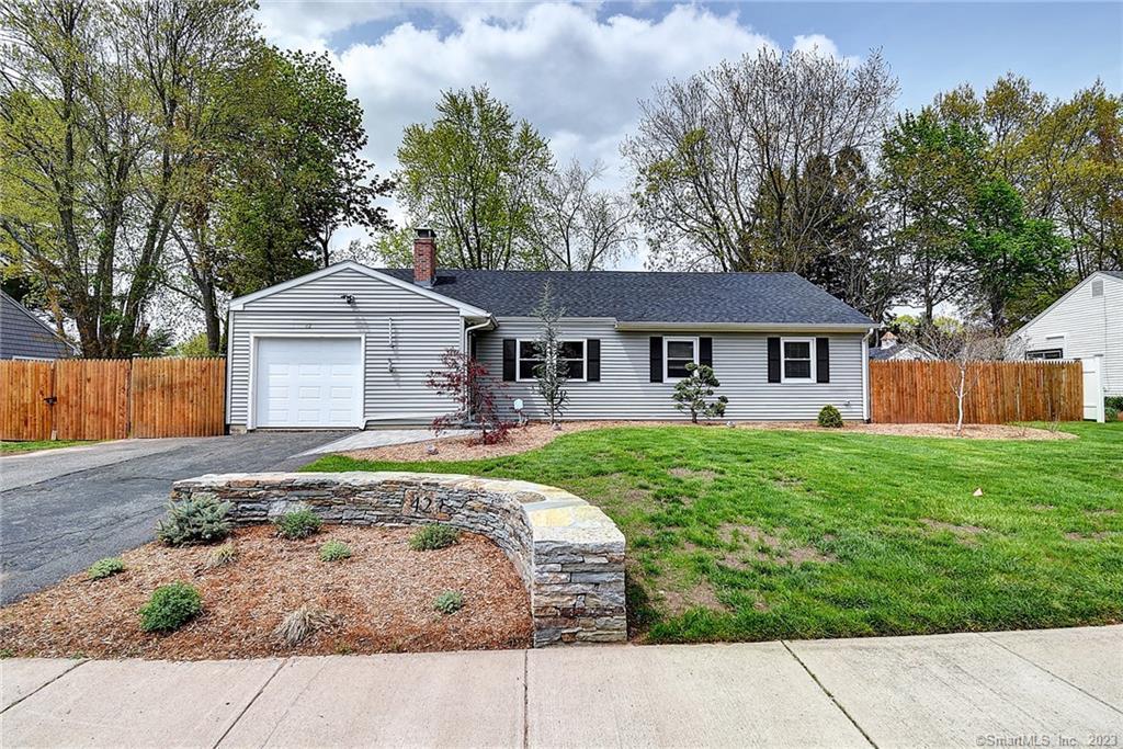 42 Elizabeth Drive