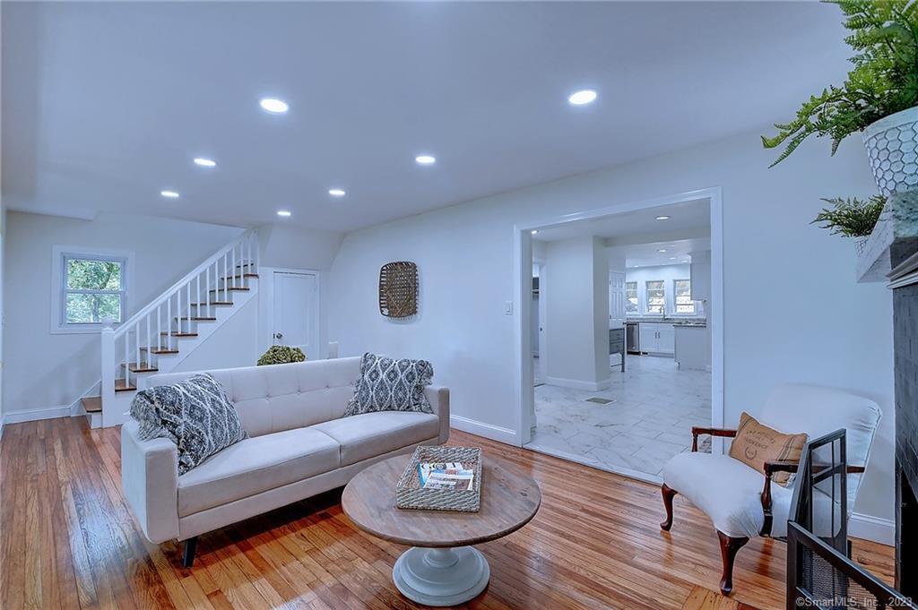 38 Laurel Trail