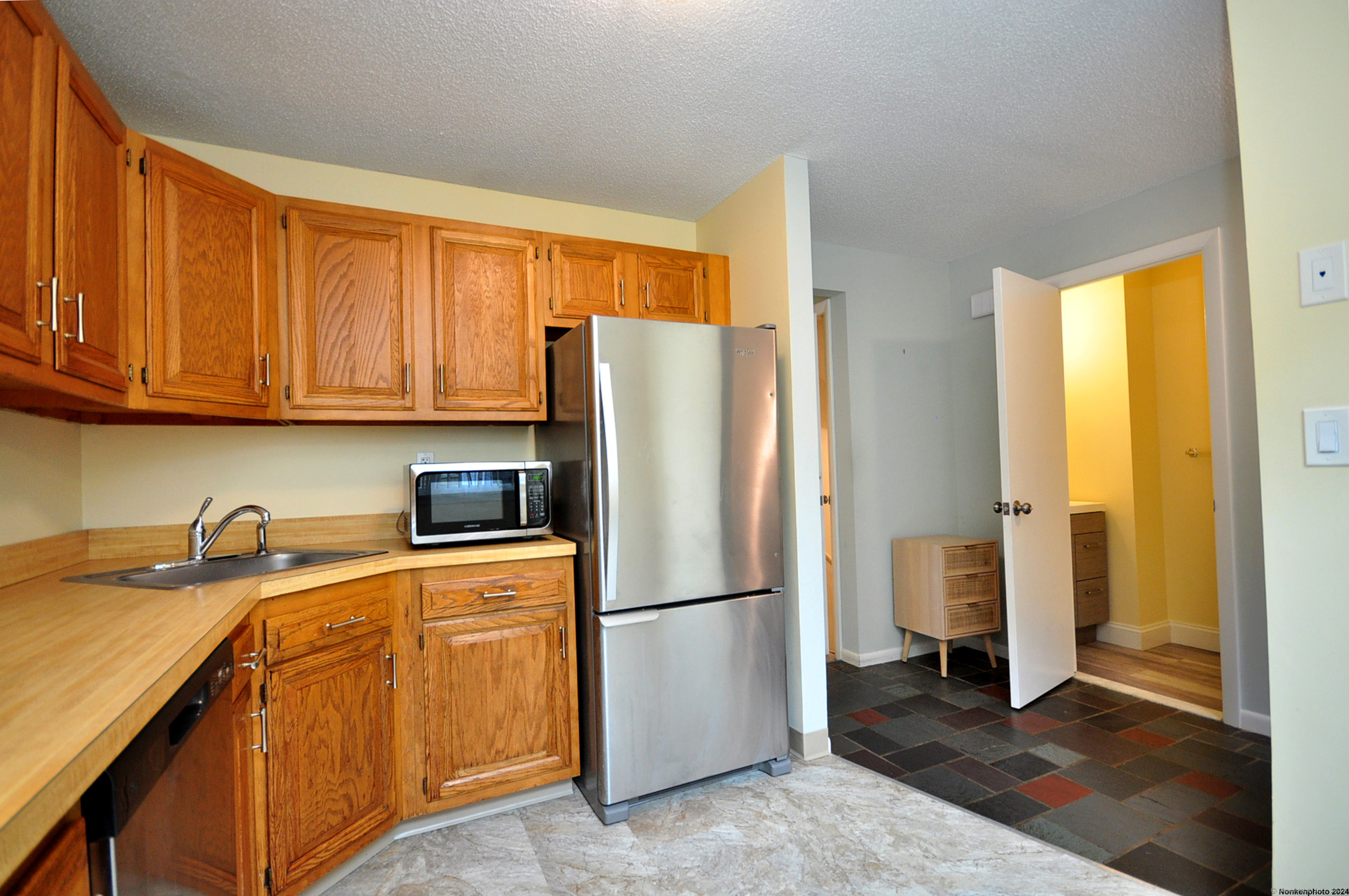 126 Hopmeadow Street APT 7C