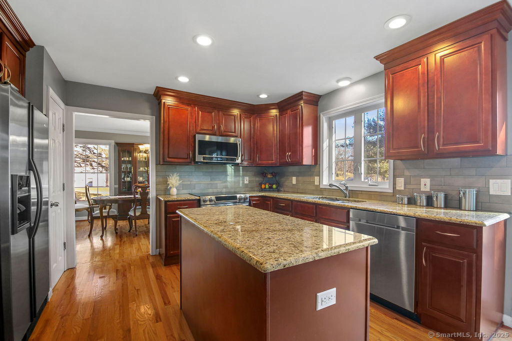 100 Great Pond Road