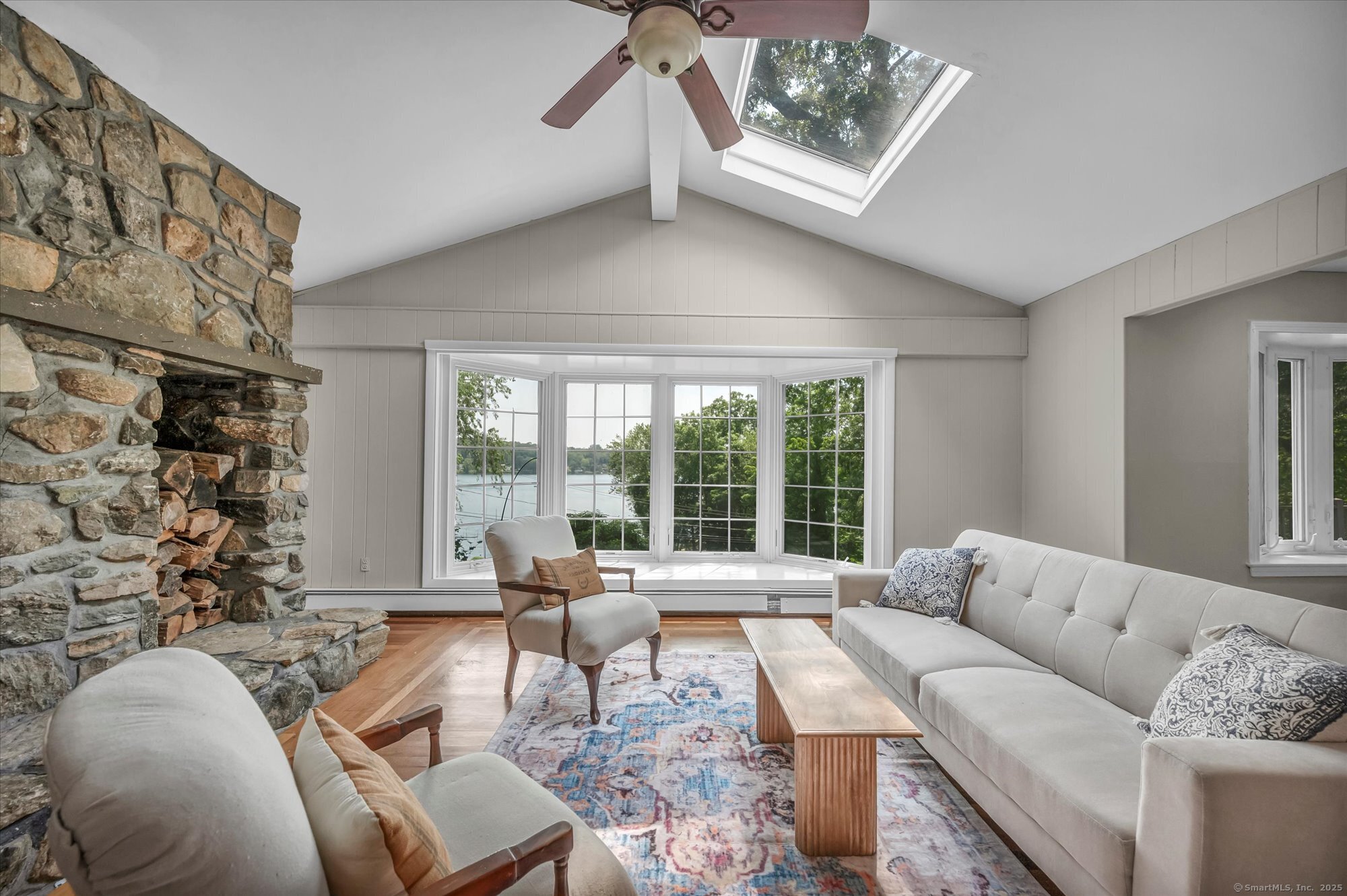 421 Hemlock Point Drive