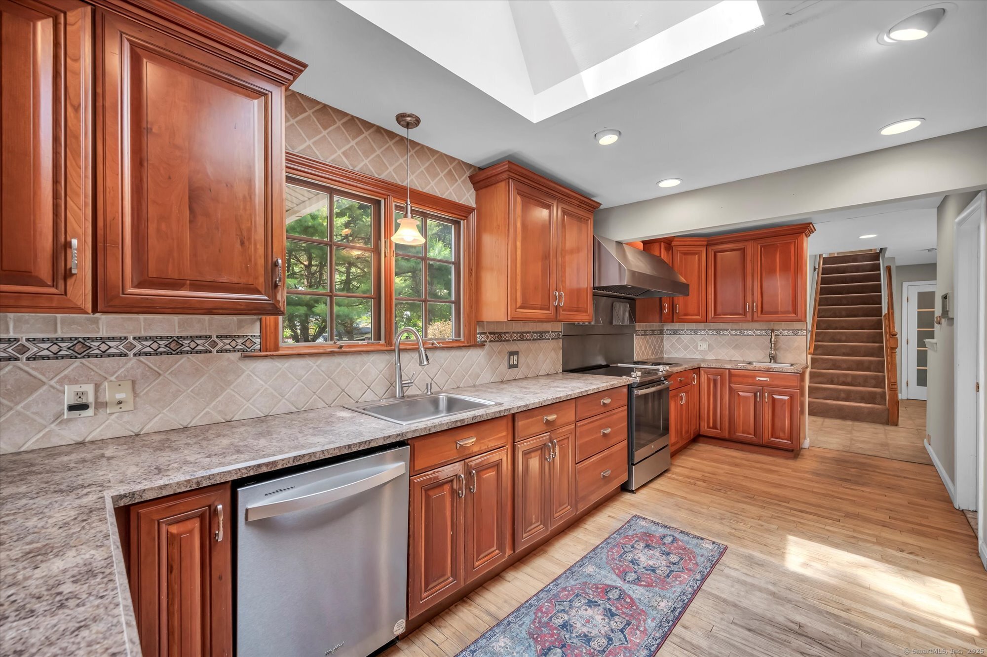 421 Hemlock Point Drive