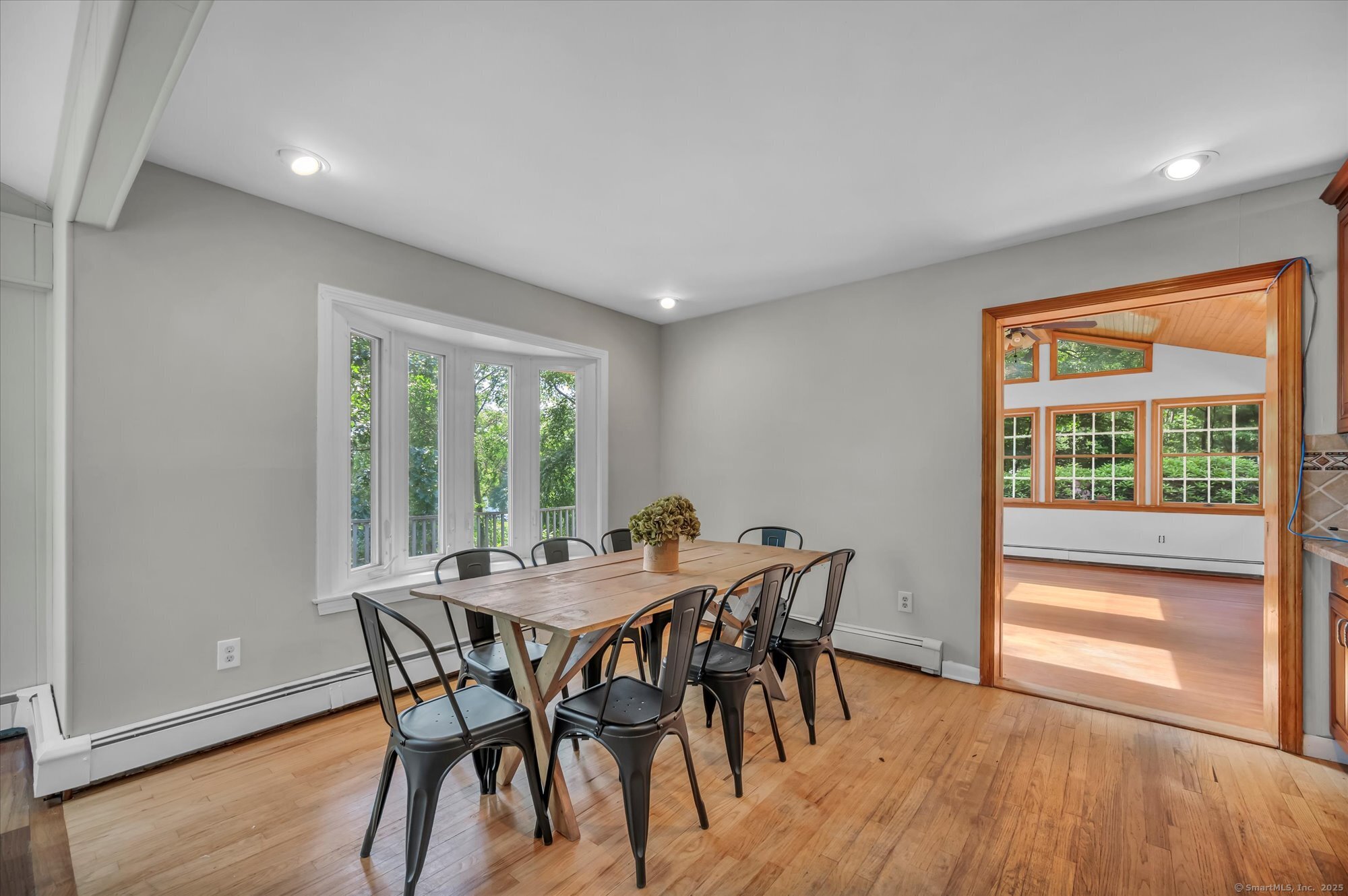 421 Hemlock Point Drive