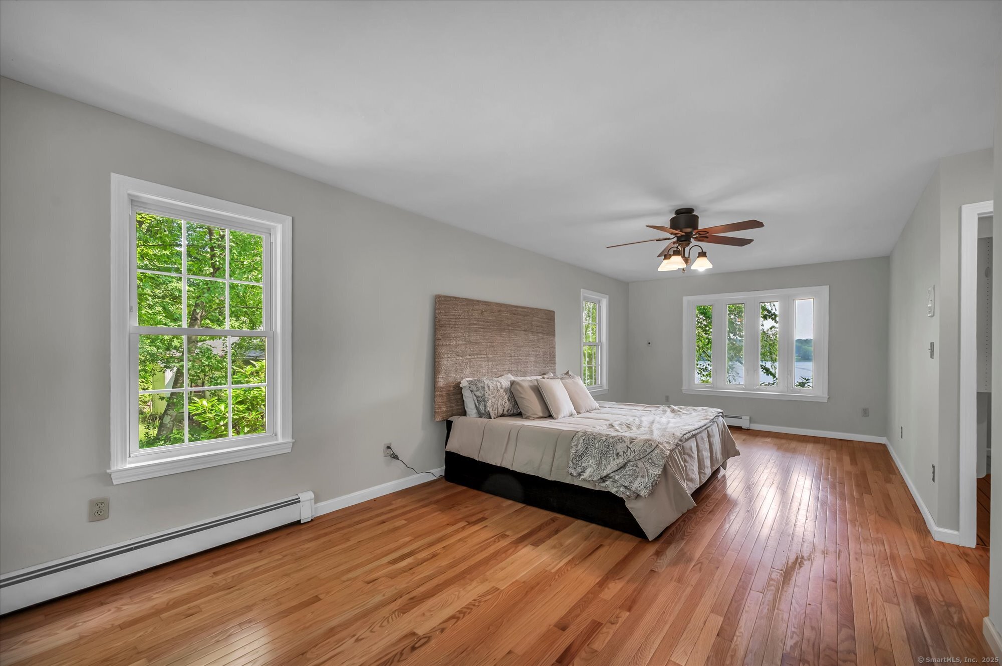 421 Hemlock Point Drive