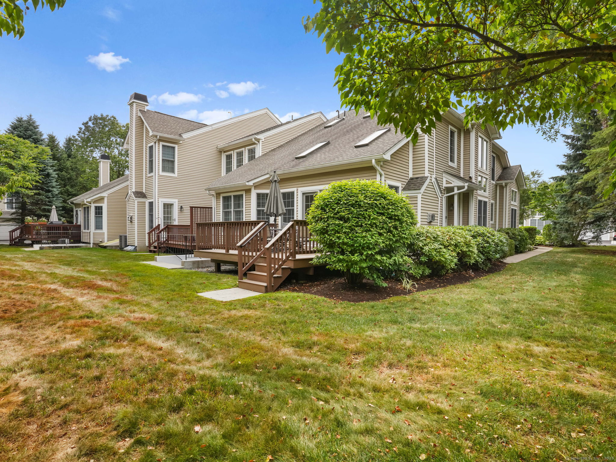 7 Regency Circle 7