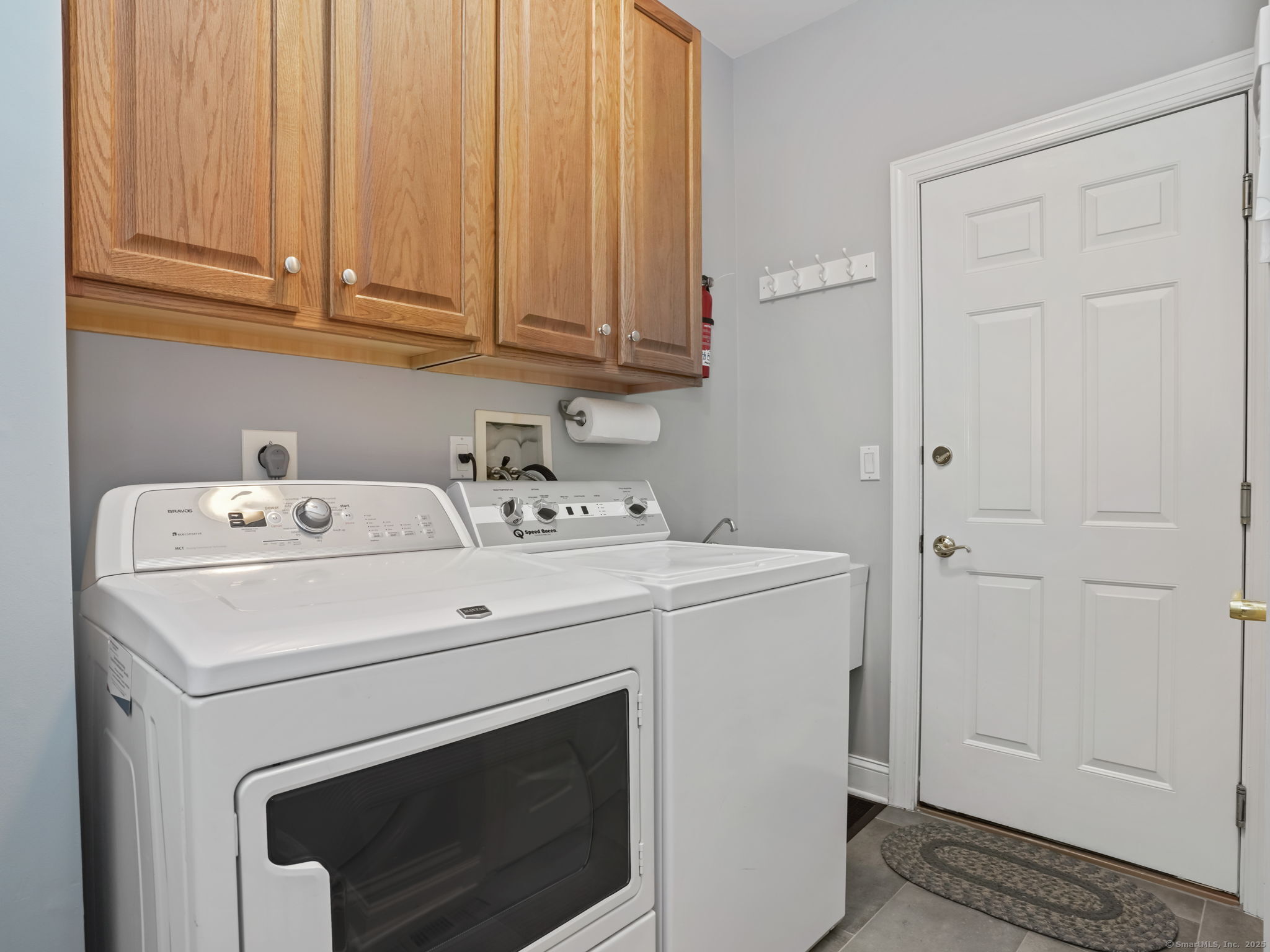 7 Regency Circle 7