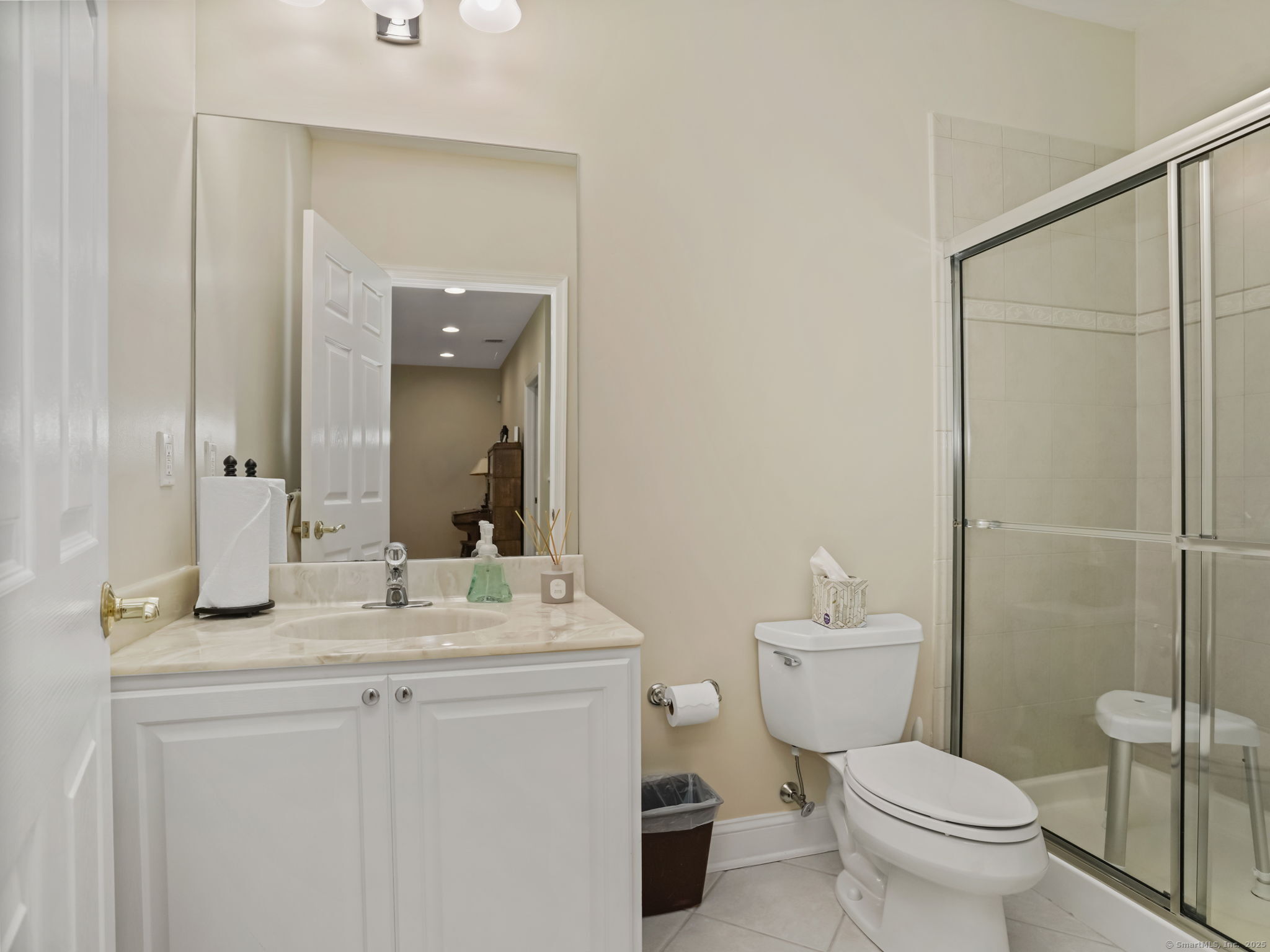 7 Regency Circle 7