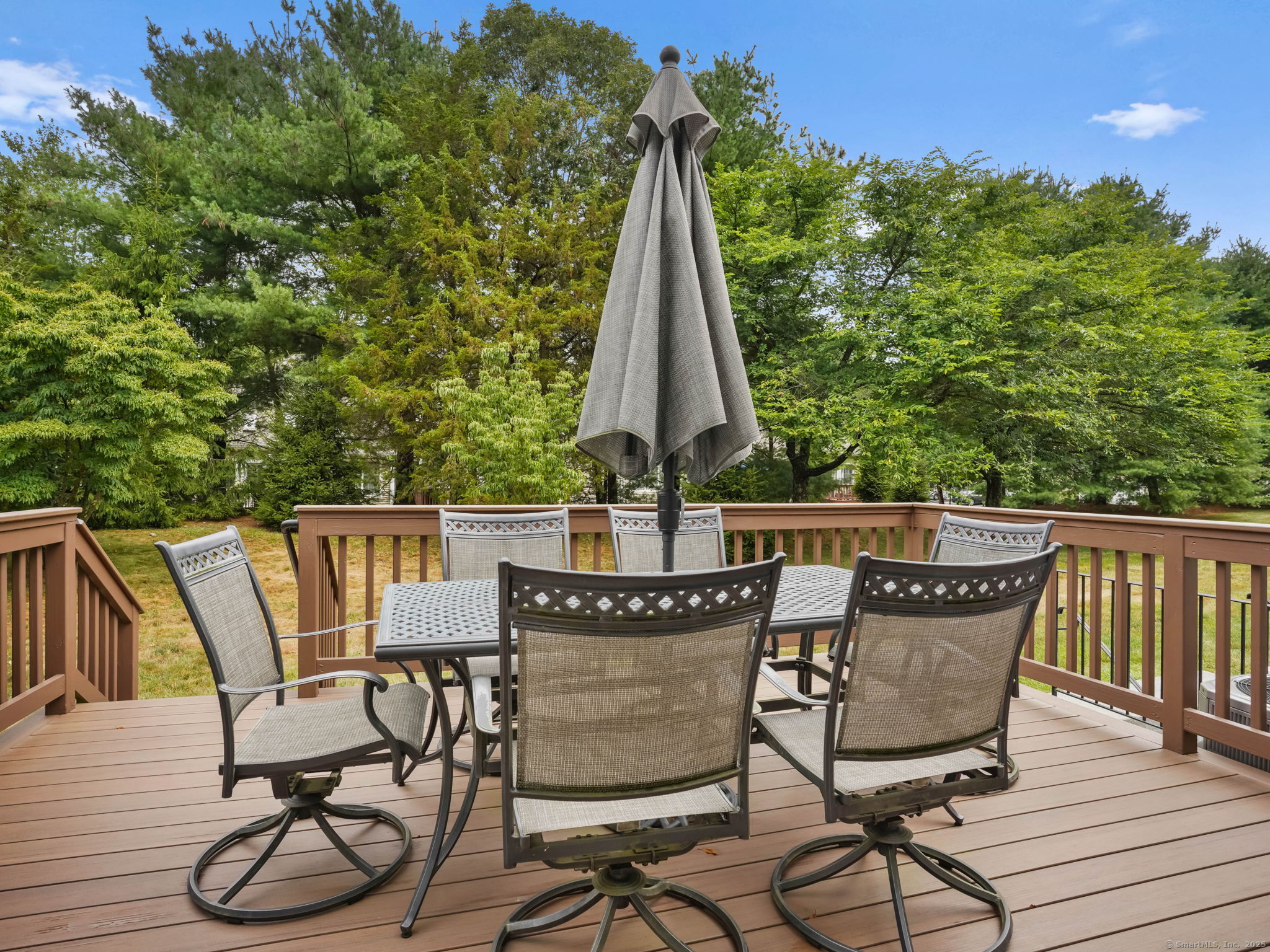 7 Regency Circle 7