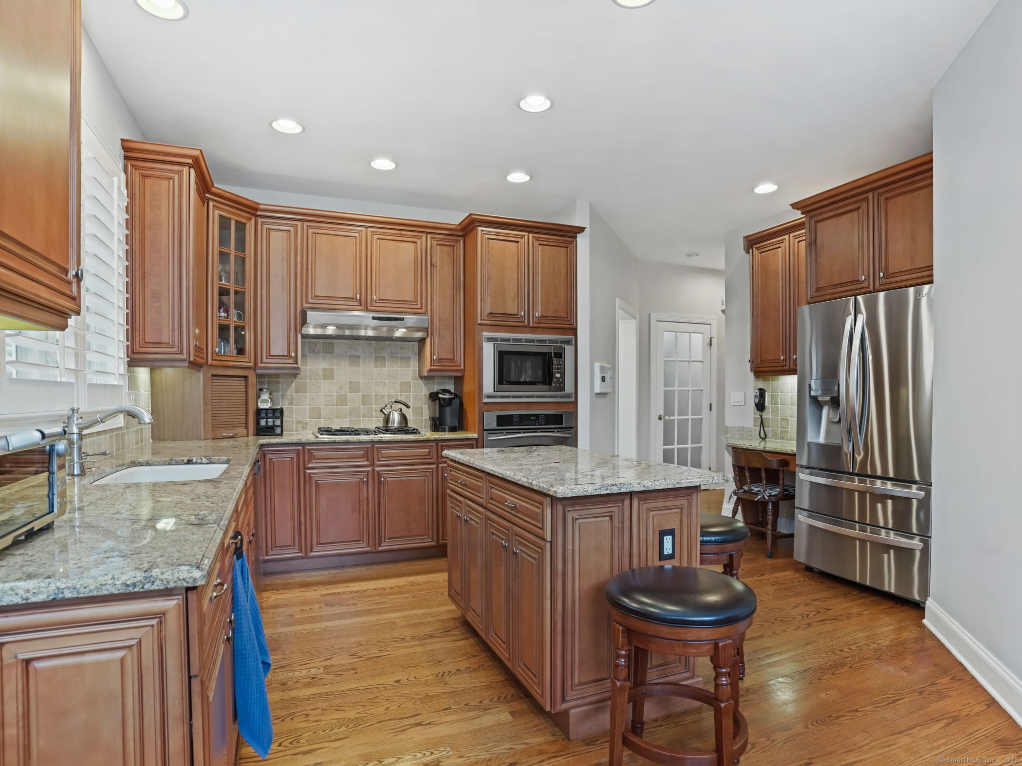 7 Regency Circle 7
