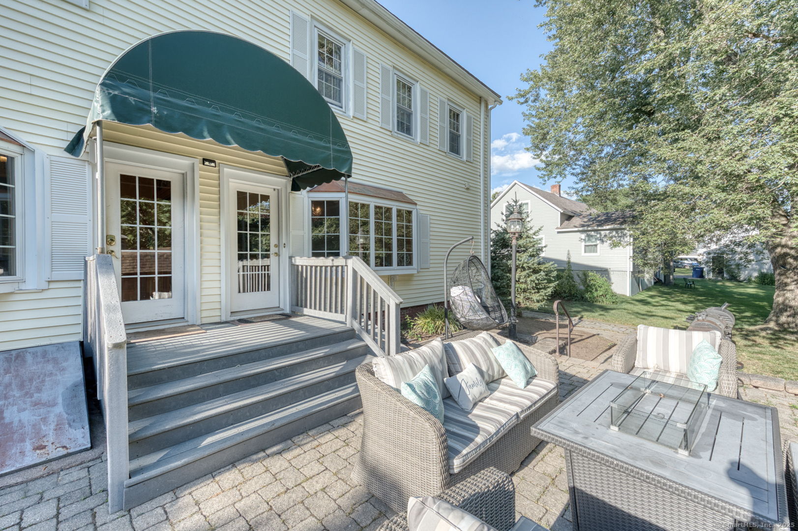 35 Niles Road