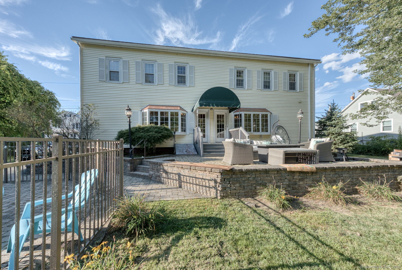 35 Niles Road