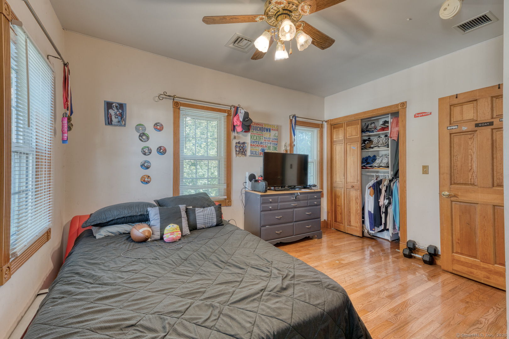 35 Niles Road