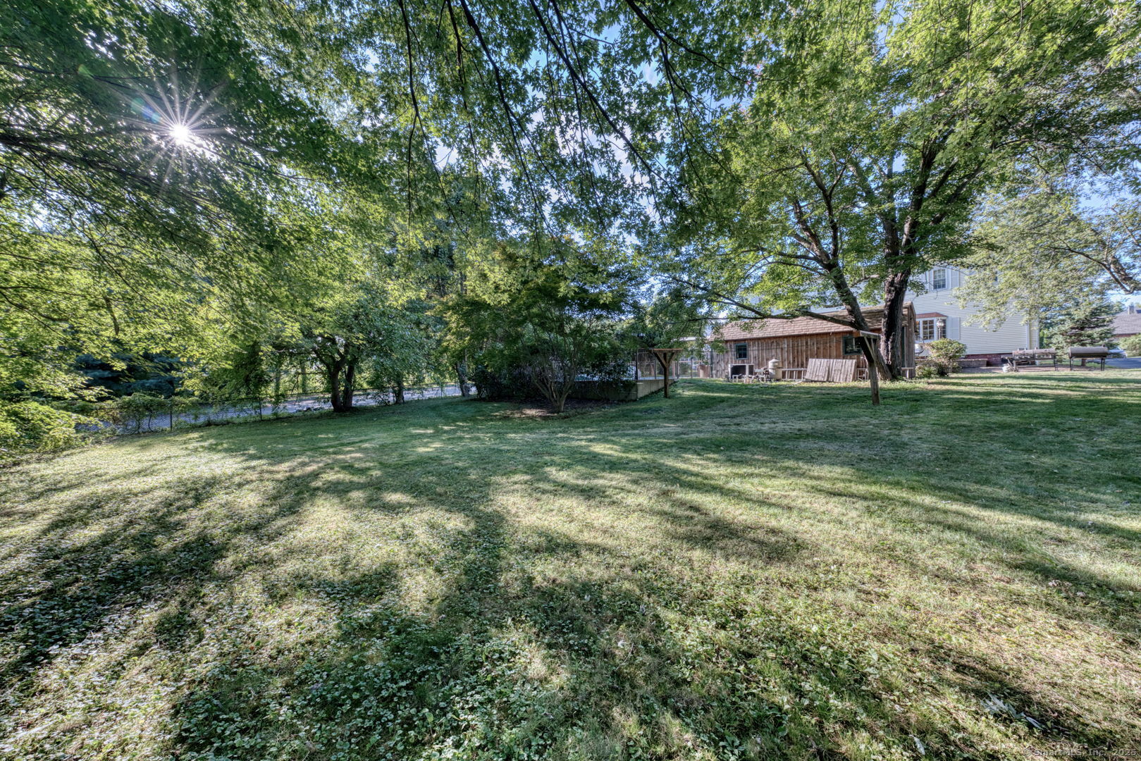 35 Niles Road