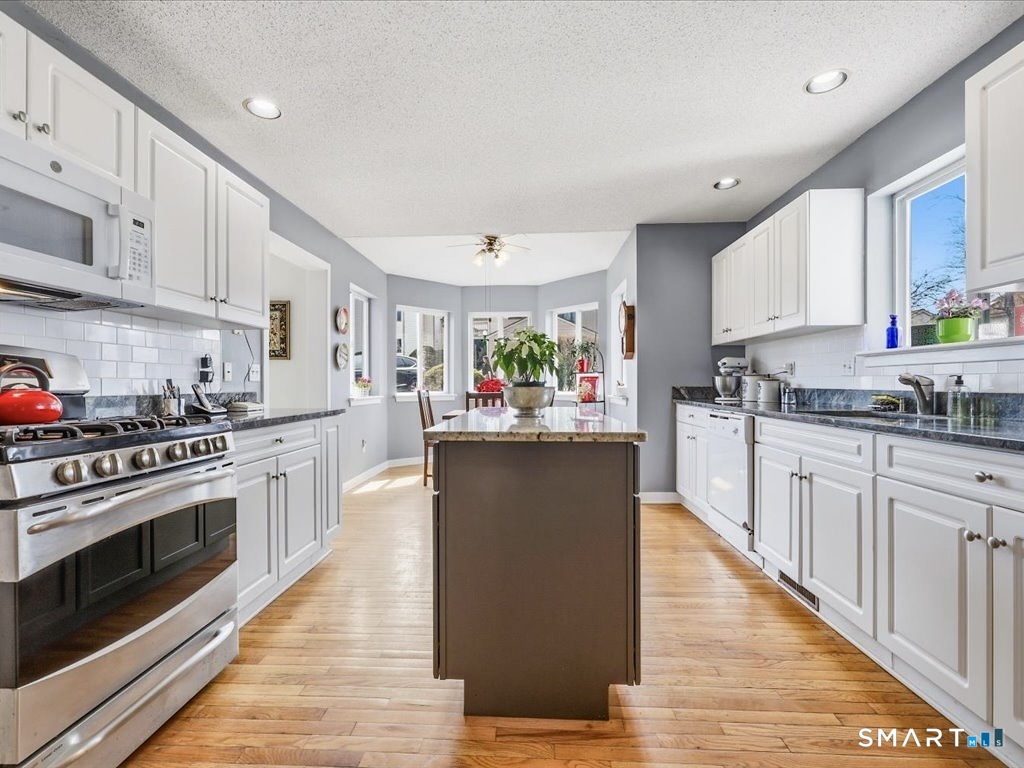 20 Whalers Point