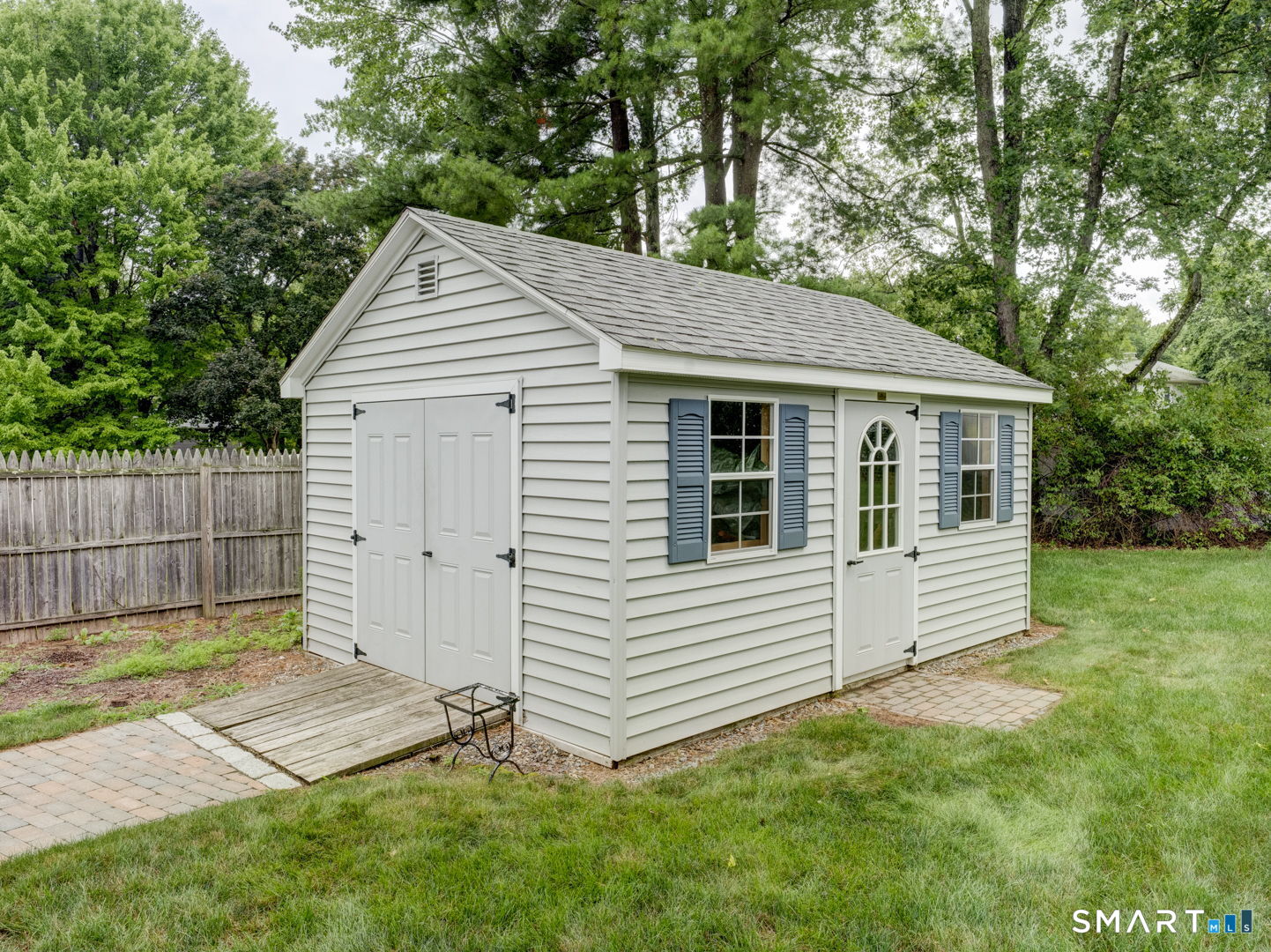 86 George Drive