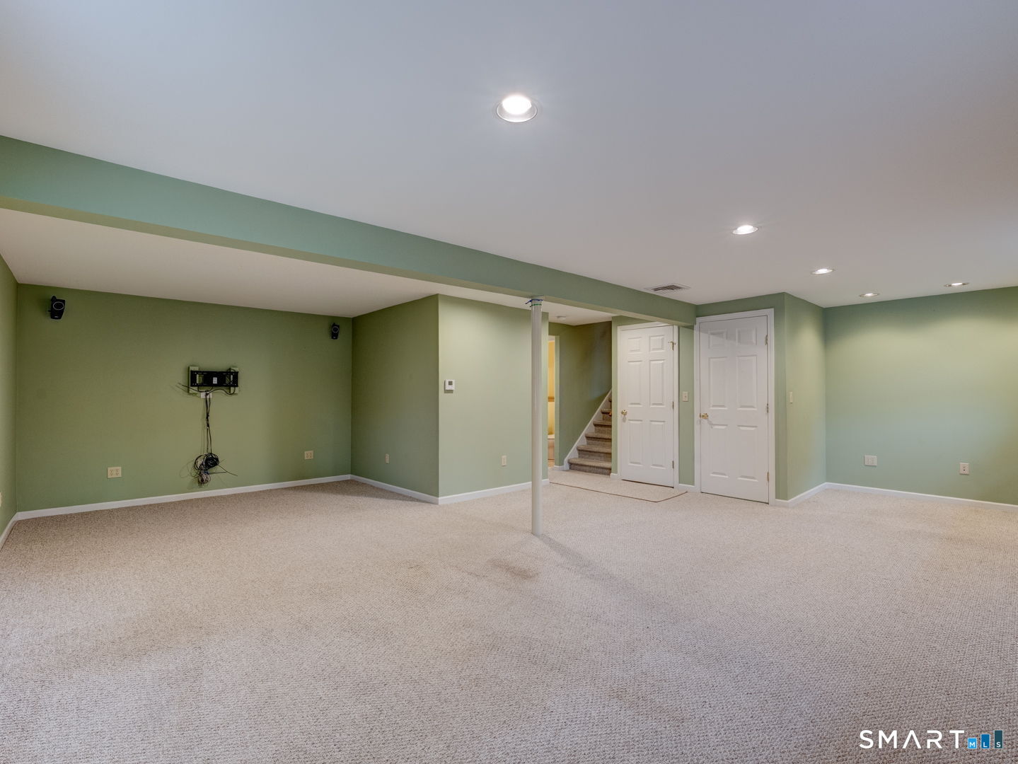 86 George Drive