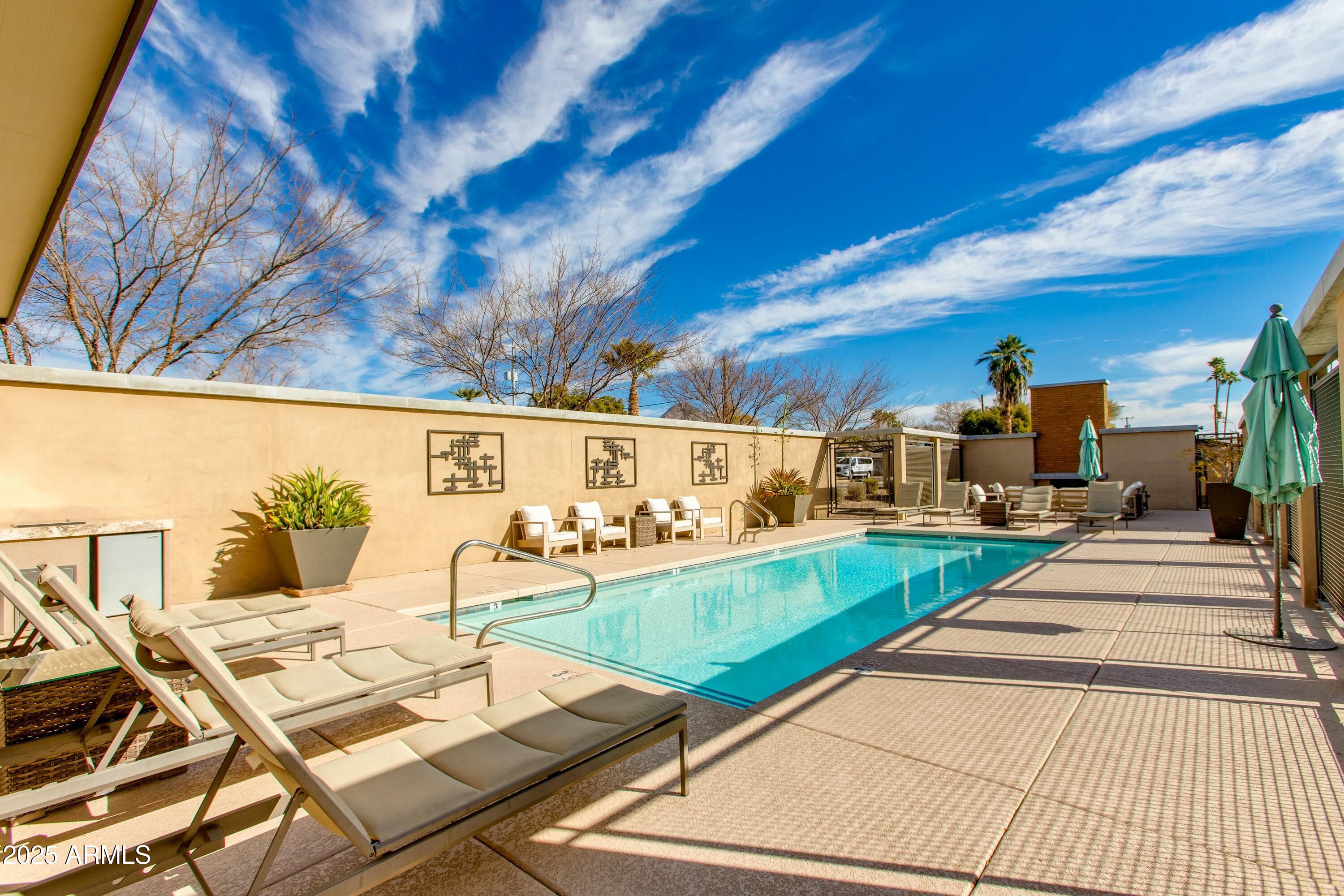 1400 E BETHANY HOME Road # 27