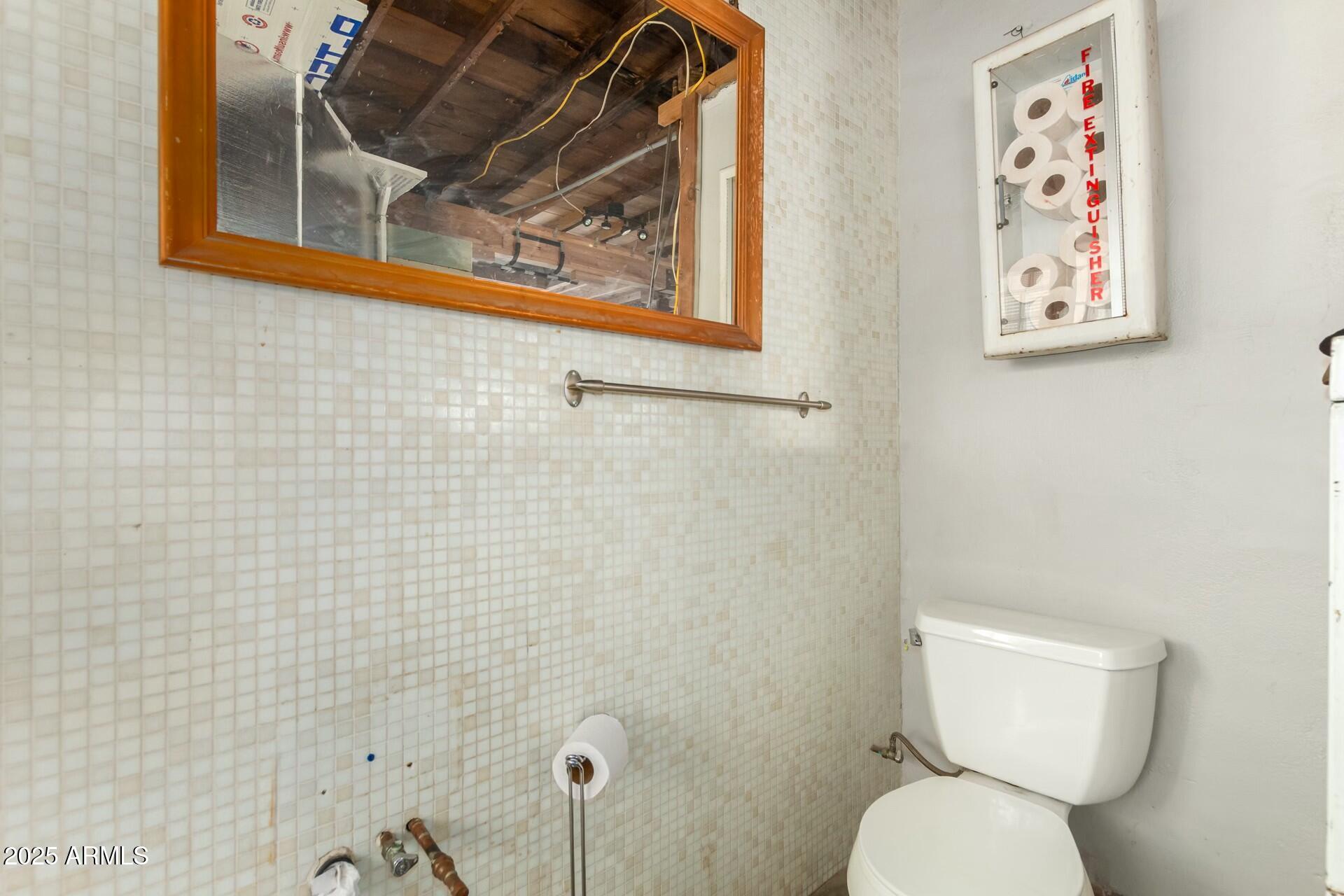 330 W MINNEZONA Avenue