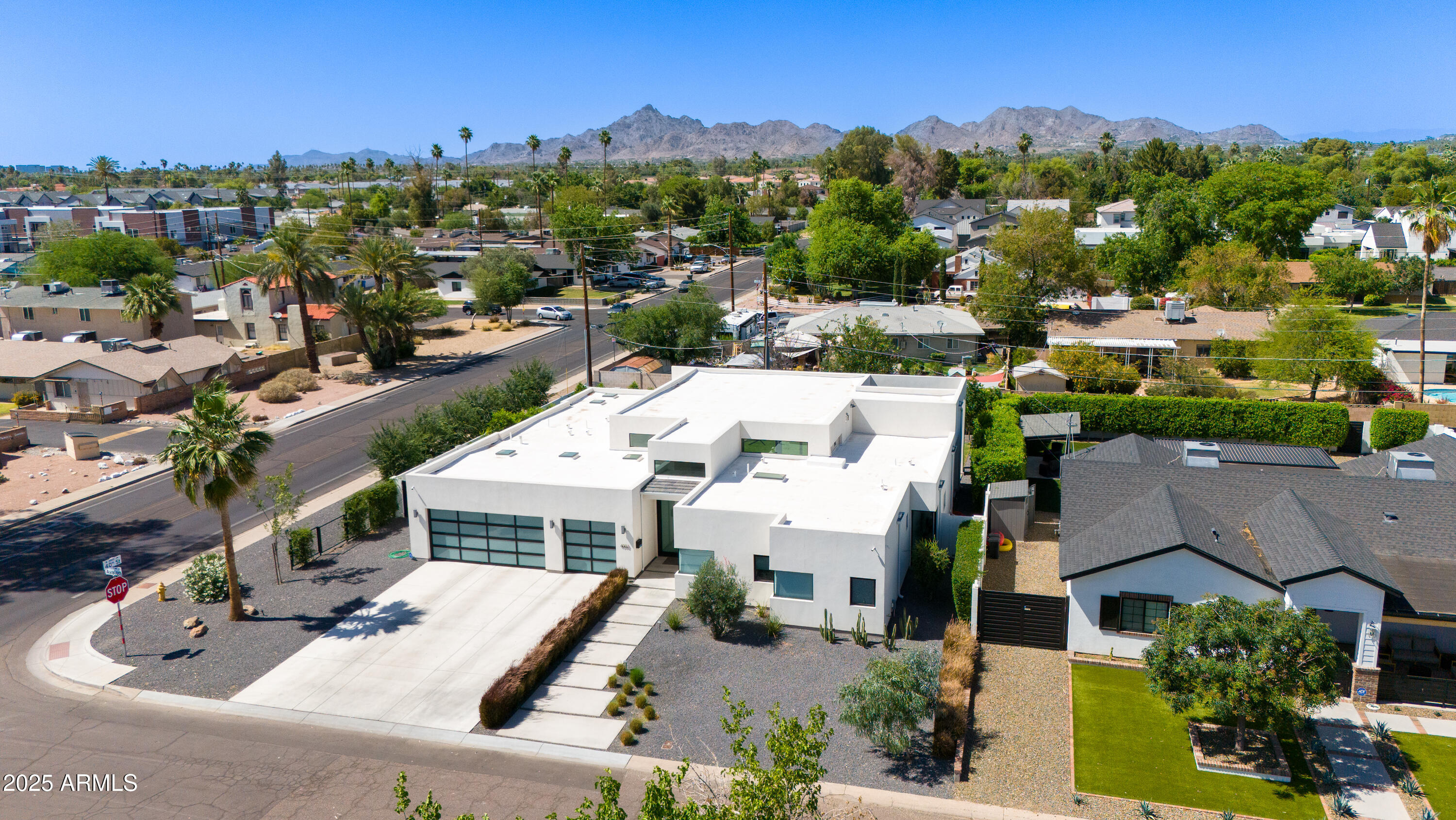 4002 E AVALON Drive
