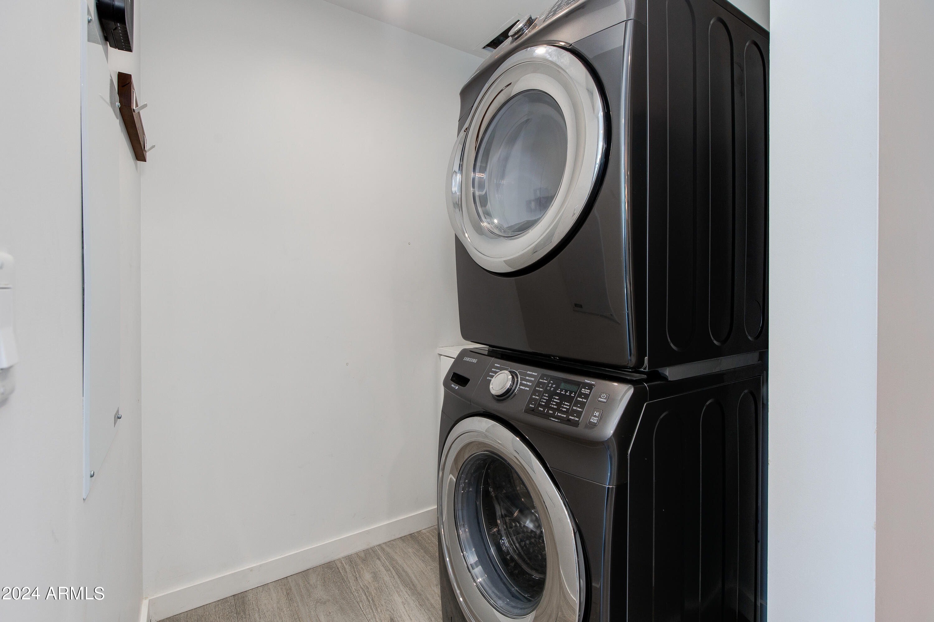 200 W PORTLAND Street, 511