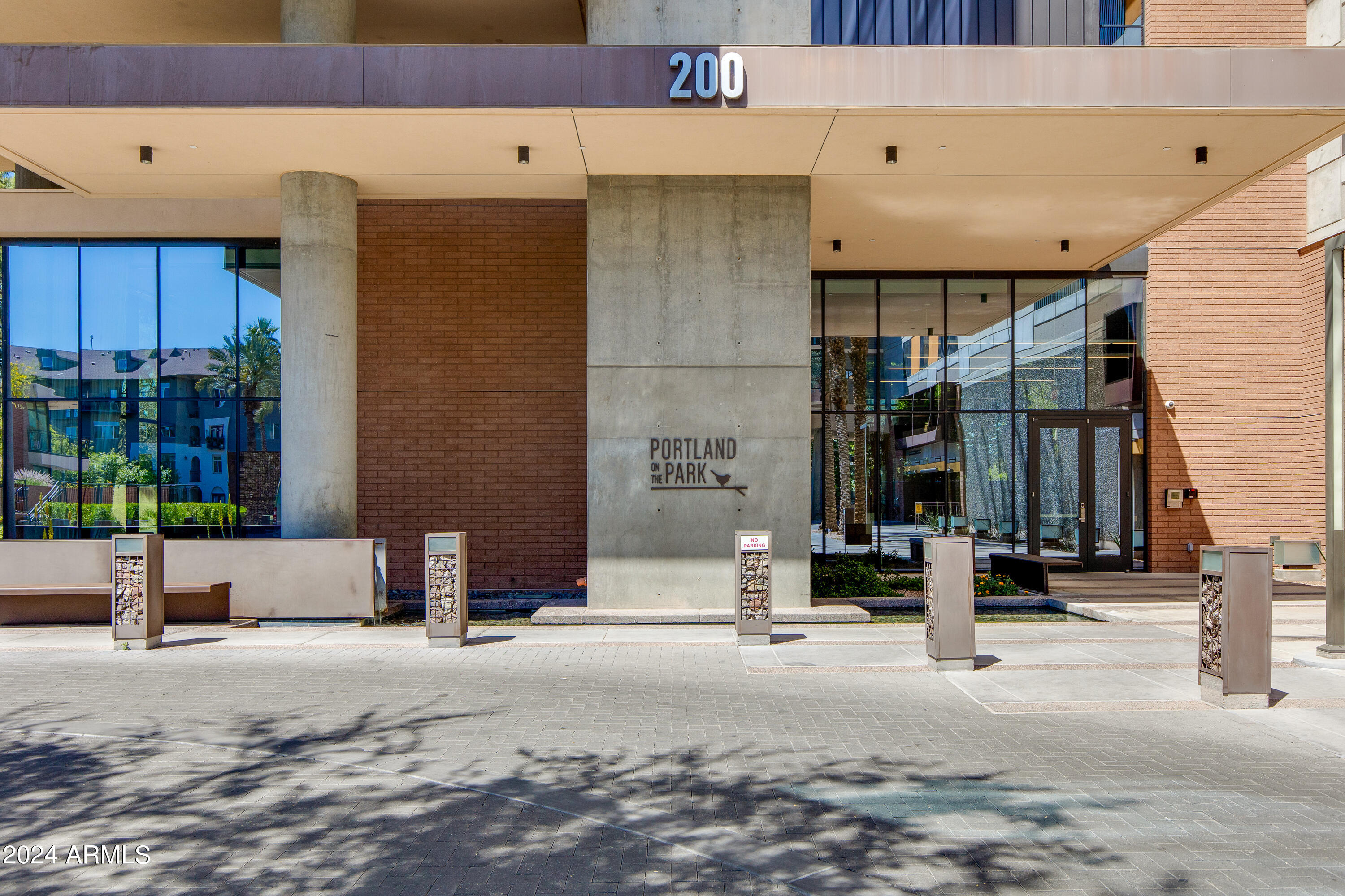 200 W PORTLAND Street, 511