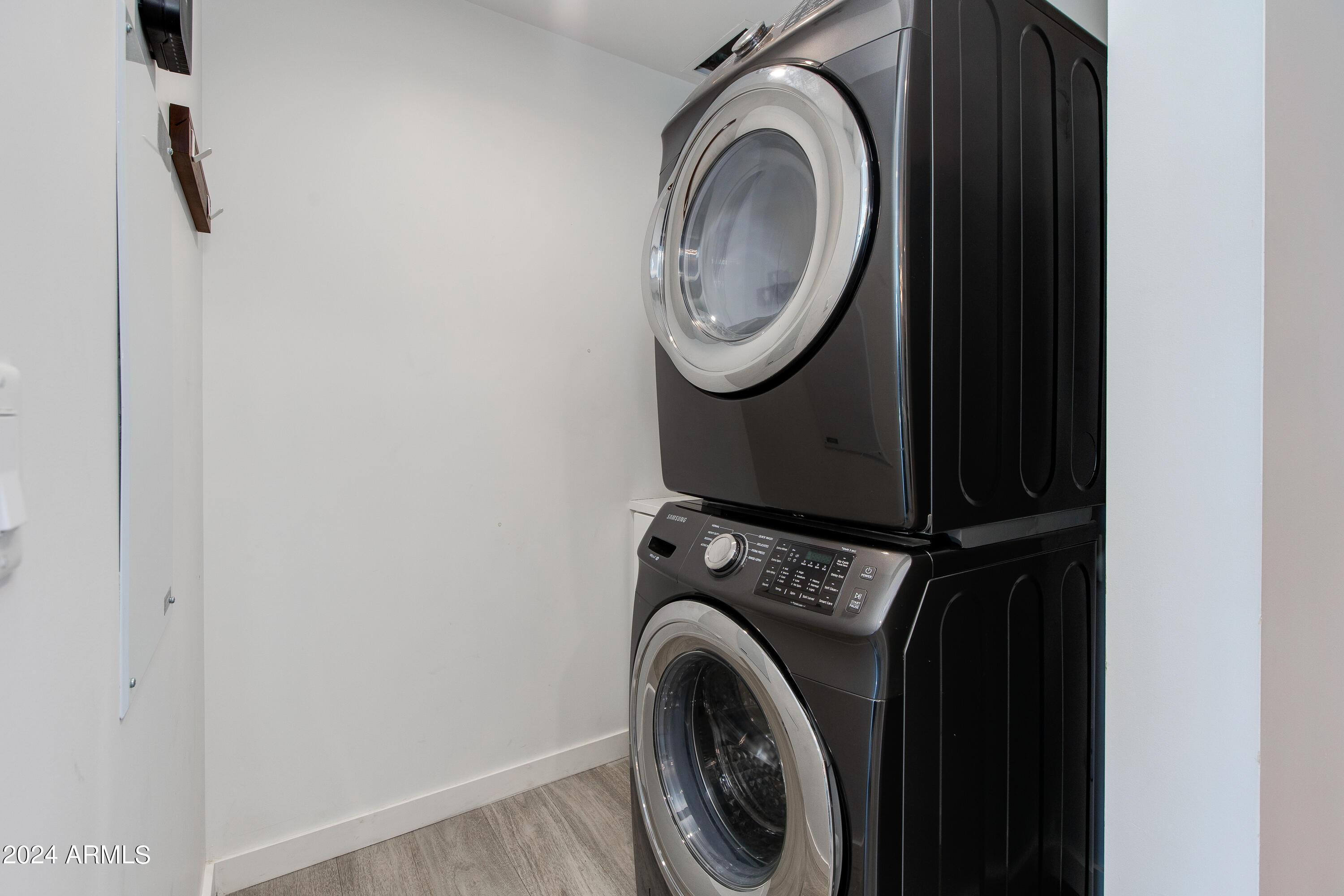 200 W PORTLAND Street, 511