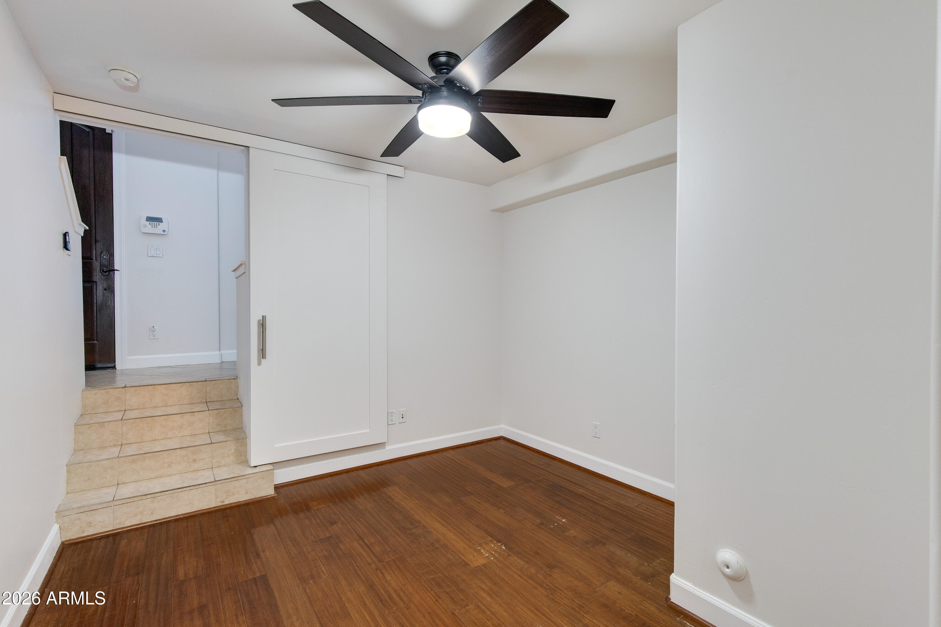 581 S ROOSEVELT Street