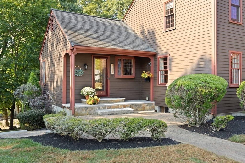 75 Oak Ridge Cir