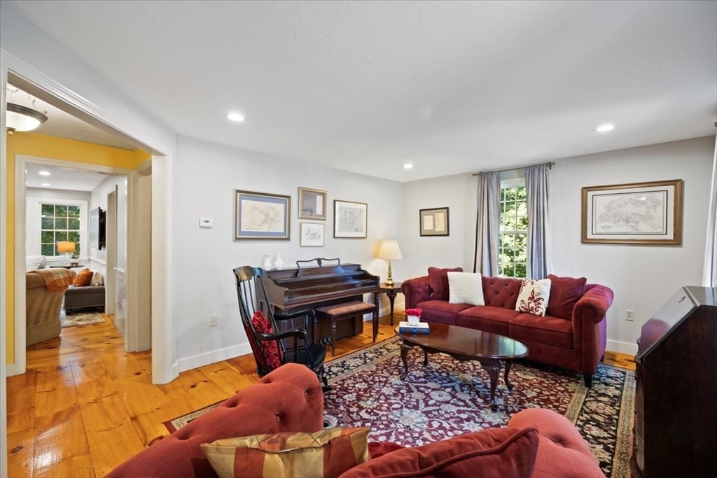 75 Oak Ridge Cir