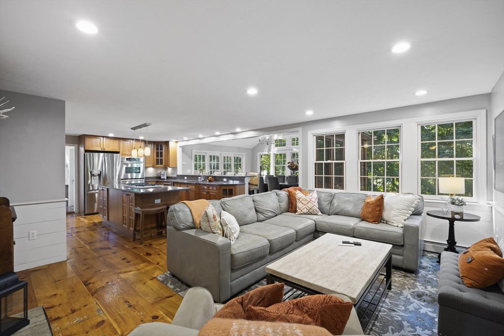 75 Oak Ridge Cir