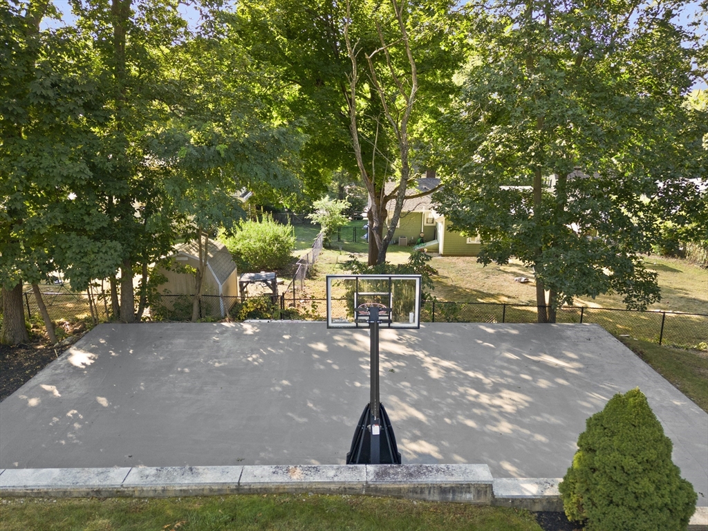 75 Oak Ridge Cir
