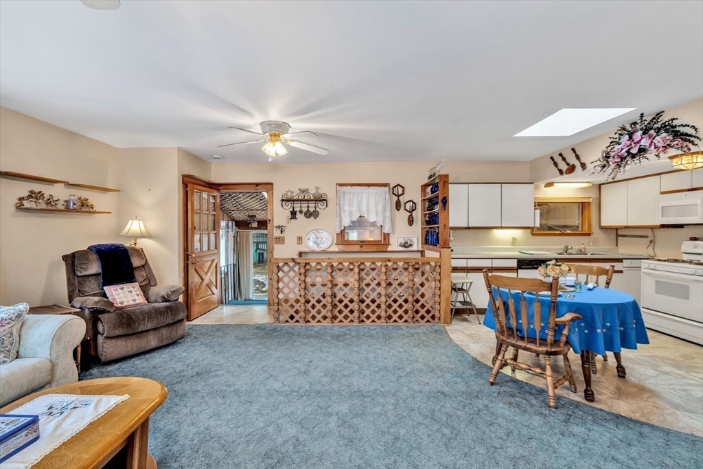 5 Monteiro St