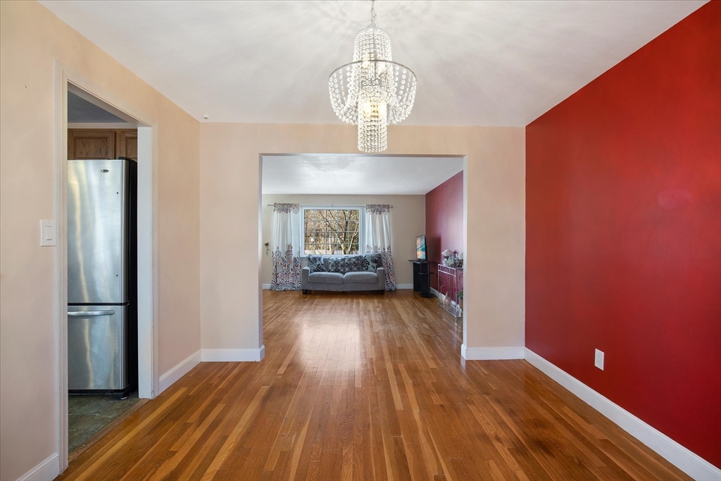 20 Westlea Ter